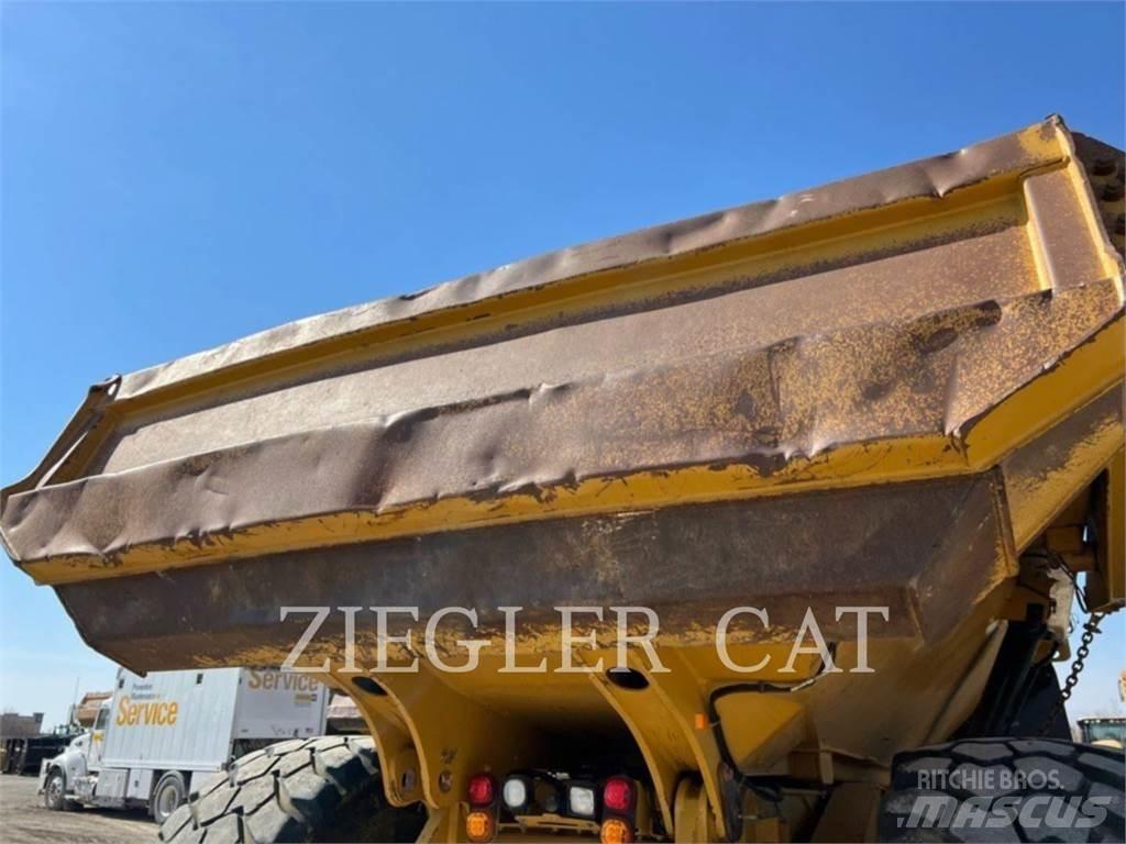 CAT 745C 铰接式自卸车