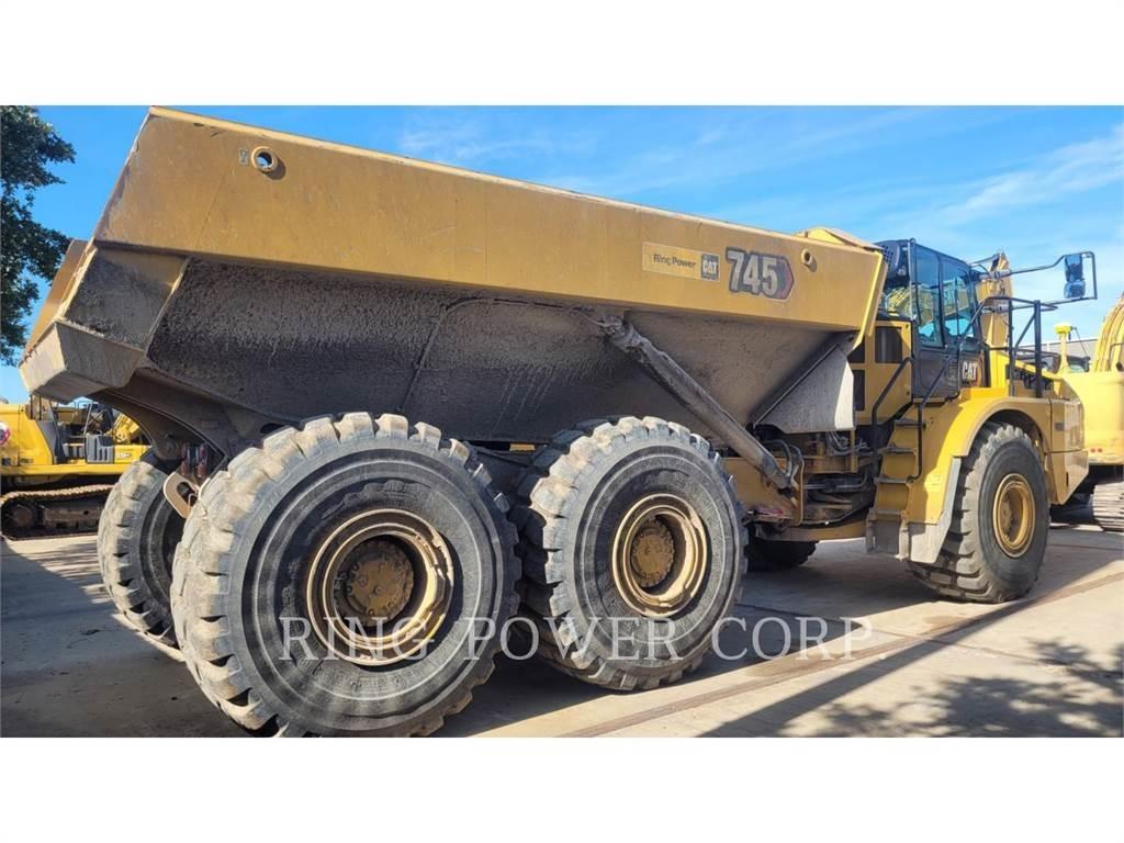 CAT 745TG 铰接式自卸车