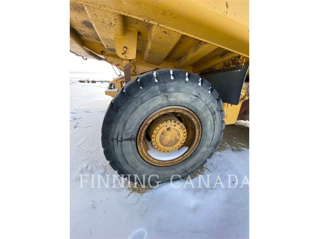 CAT 769D 铰接式自卸车