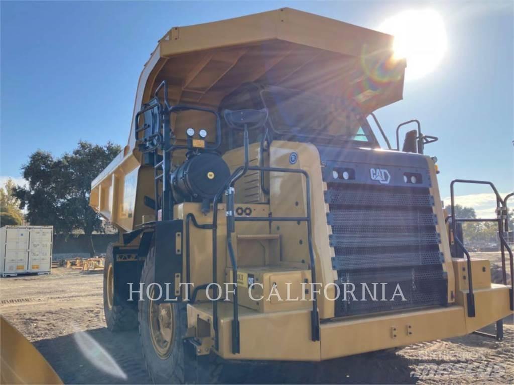 CAT 770G 铰接式自卸车