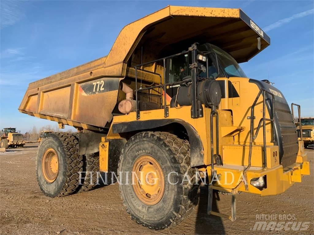 CAT 772 铰接式自卸车