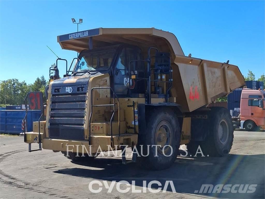CAT 772G 铰接式自卸车