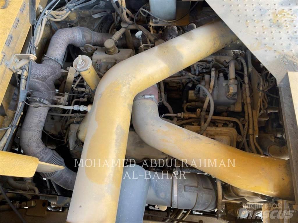 CAT 773E 铰接式自卸车