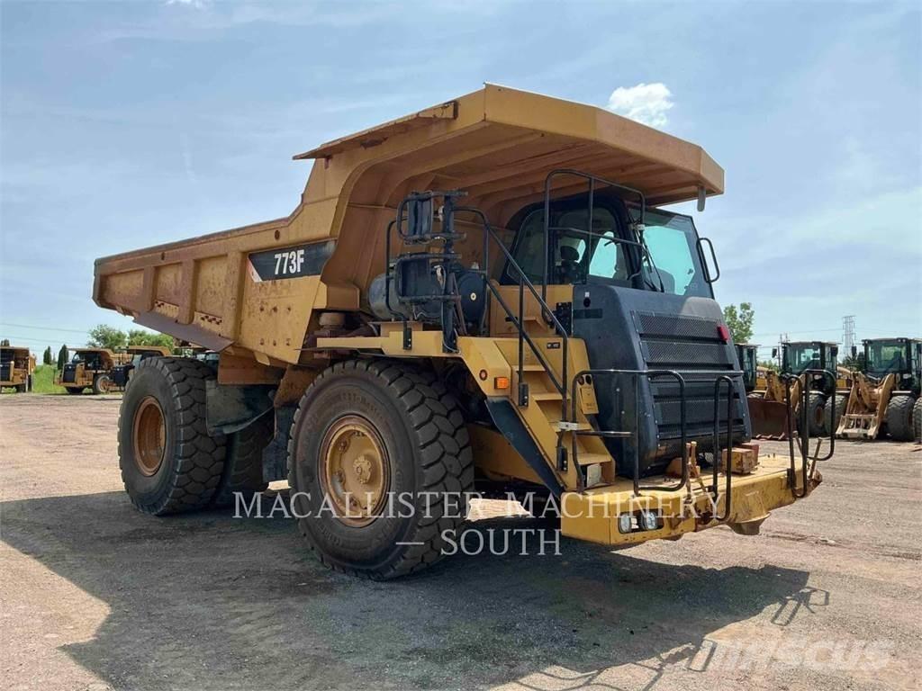CAT 773F 铰接式自卸车