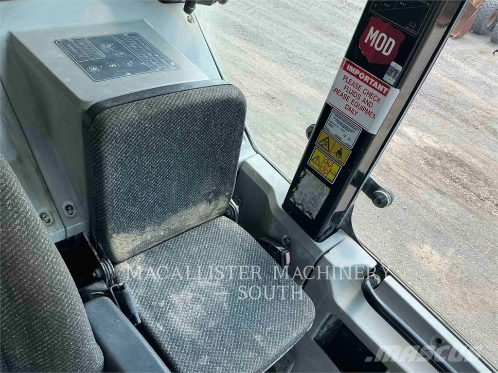 CAT 773F 铰接式自卸车