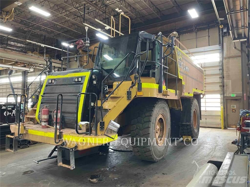 CAT 773F WT 水罐车