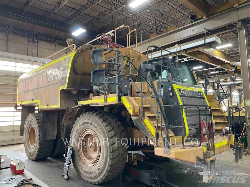 CAT 773F WT 水罐车