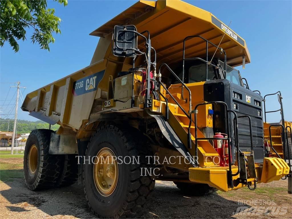 CAT 773G 铰接式自卸车