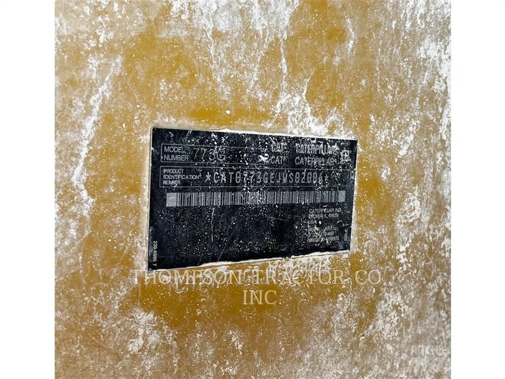 CAT 773G 铰接式自卸车