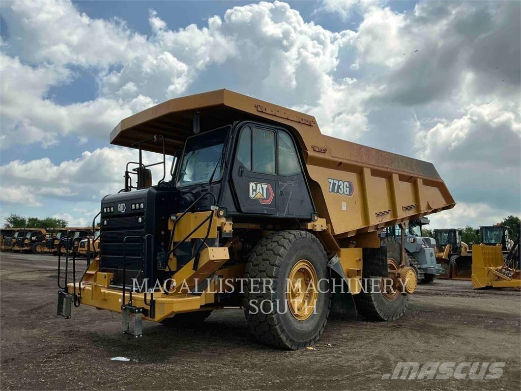 CAT 773G 铰接式自卸车