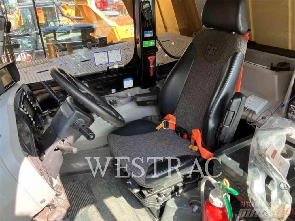 CAT 773GLRC 铰接式自卸车