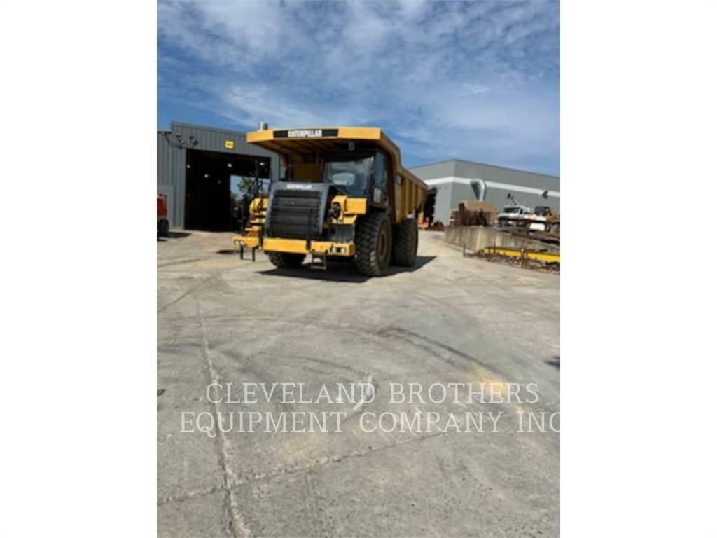 CAT 775F 铰接式自卸车