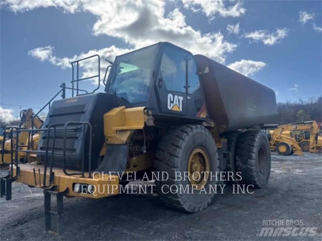 CAT 775F 水罐车