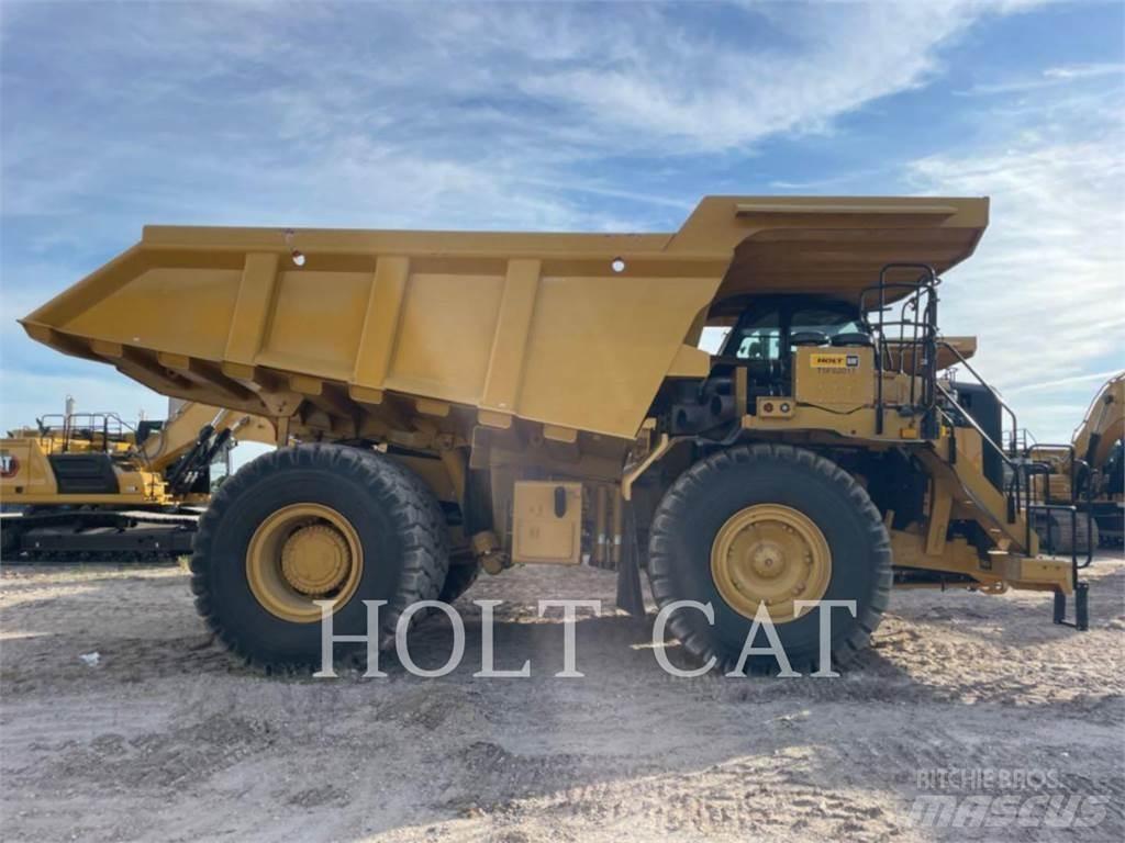 CAT 775G 铰接式自卸车