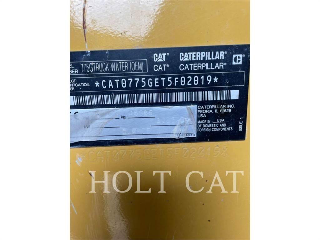 CAT 775G 铰接式自卸车