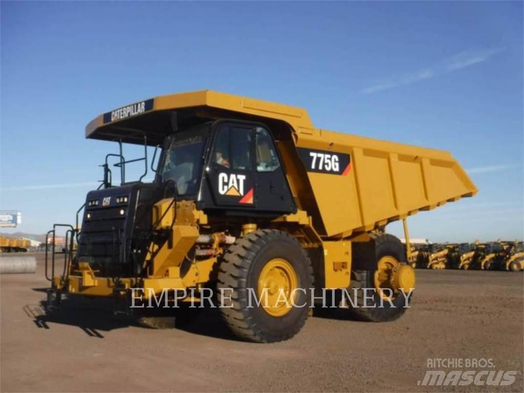 CAT 775G 铰接式自卸车