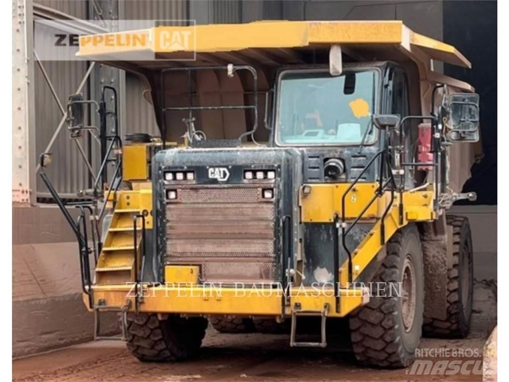 CAT 775G 铰接式自卸车