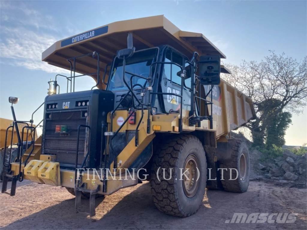 CAT 775G 铰接式自卸车