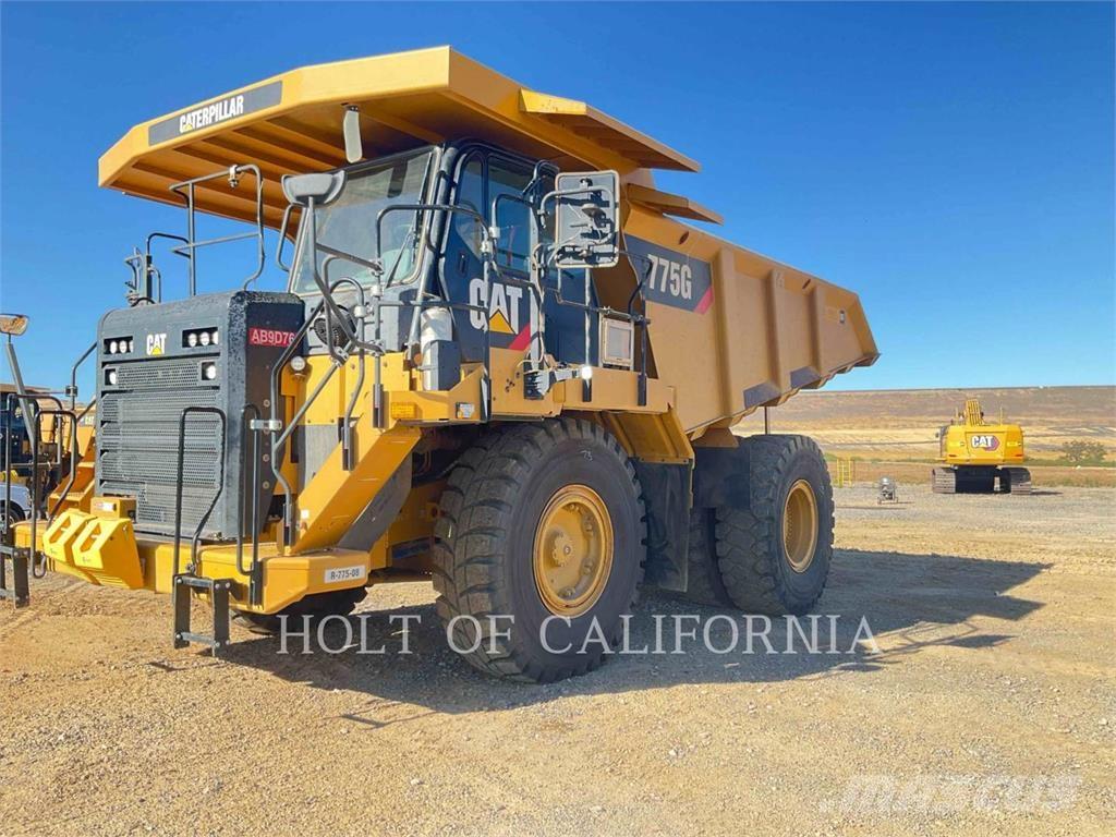 CAT 775G 铰接式自卸车