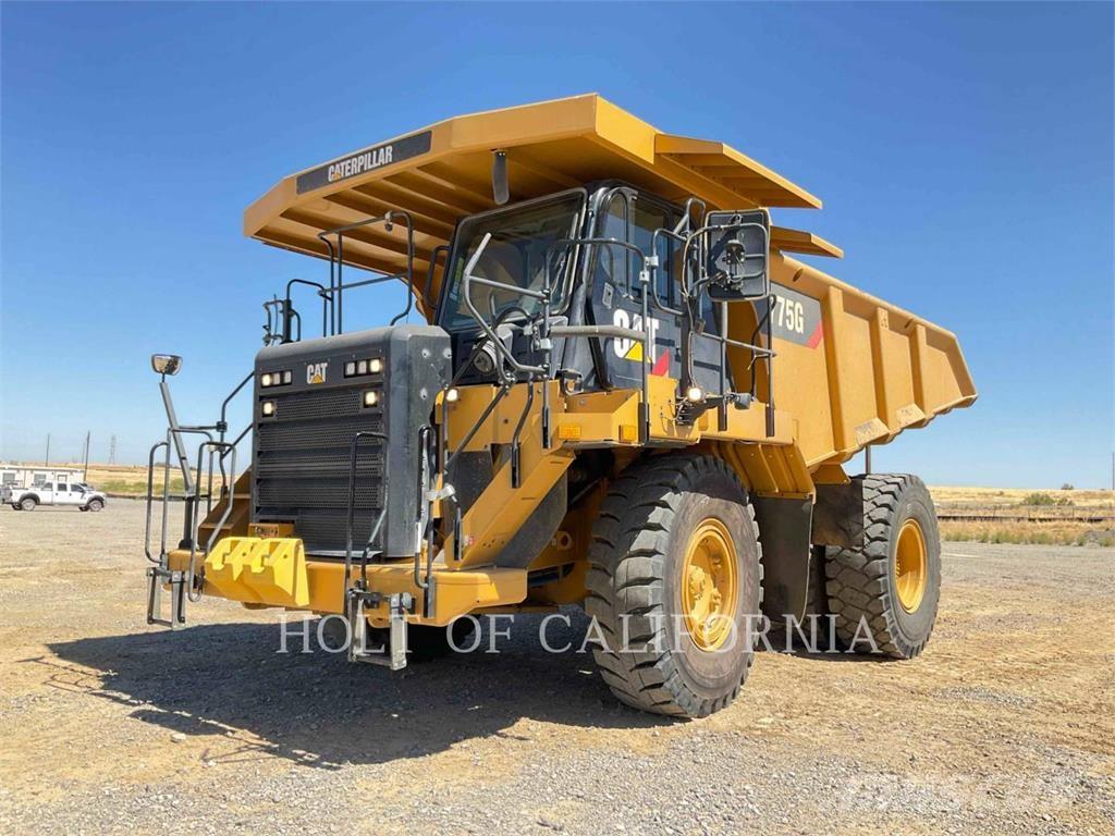 CAT 775G 铰接式自卸车