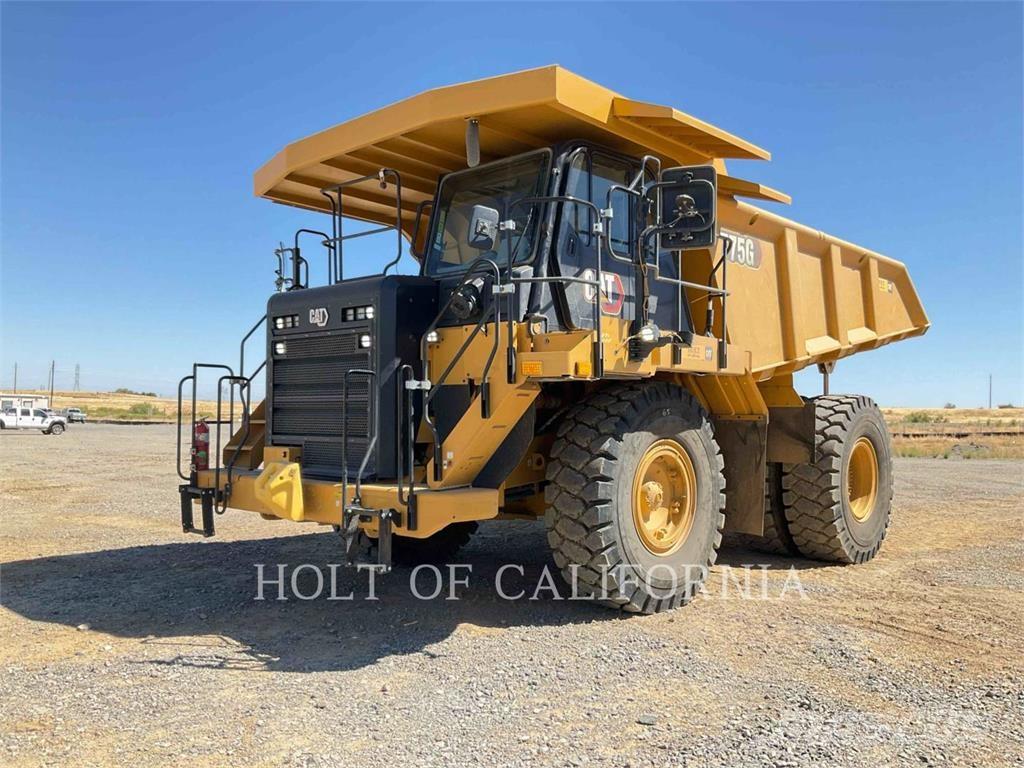 CAT 775G 铰接式自卸车