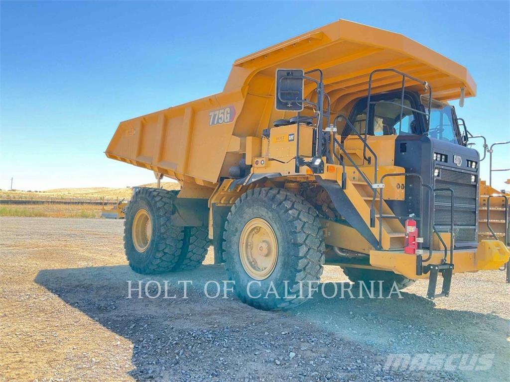 CAT 775G 铰接式自卸车