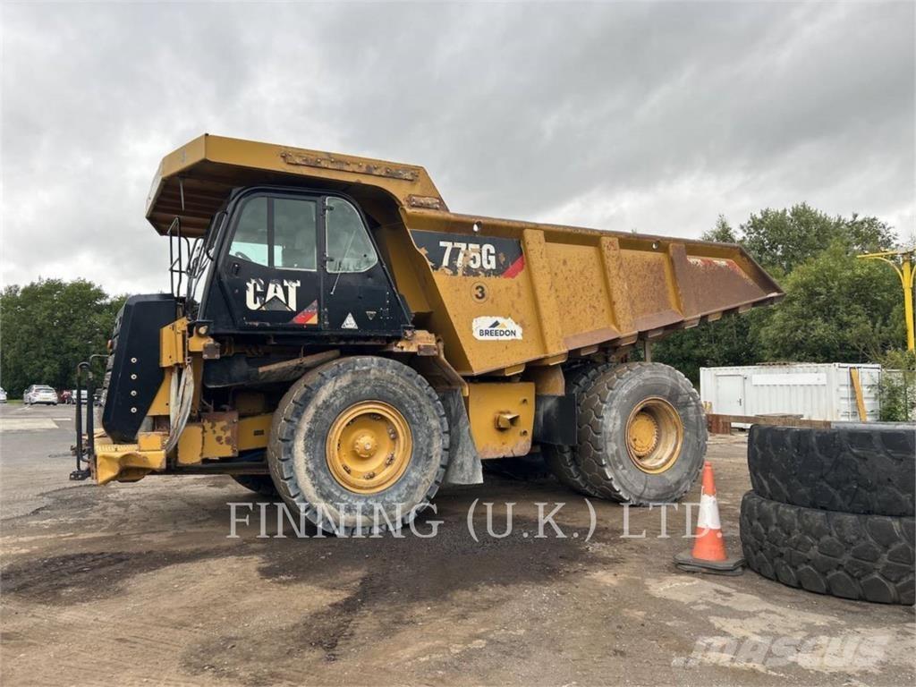 CAT 775G 铰接式自卸车