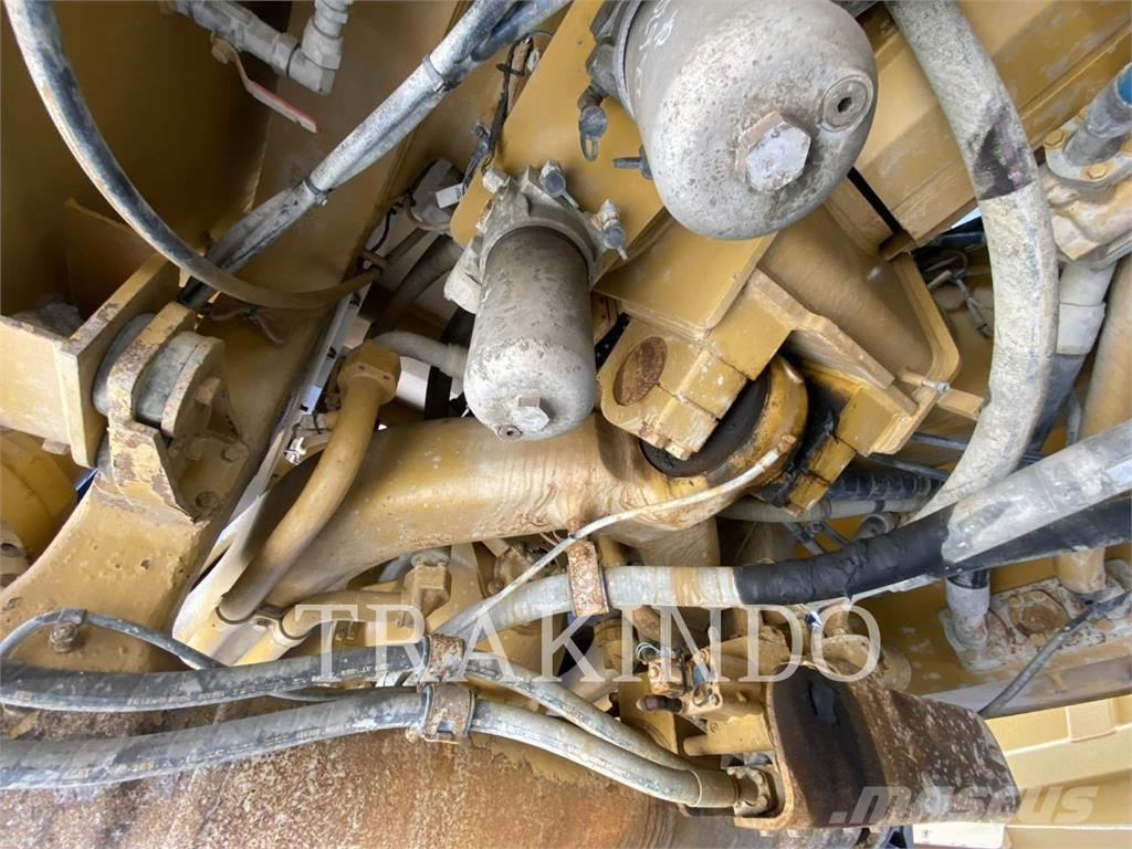 CAT 777-05 铰接式自卸车