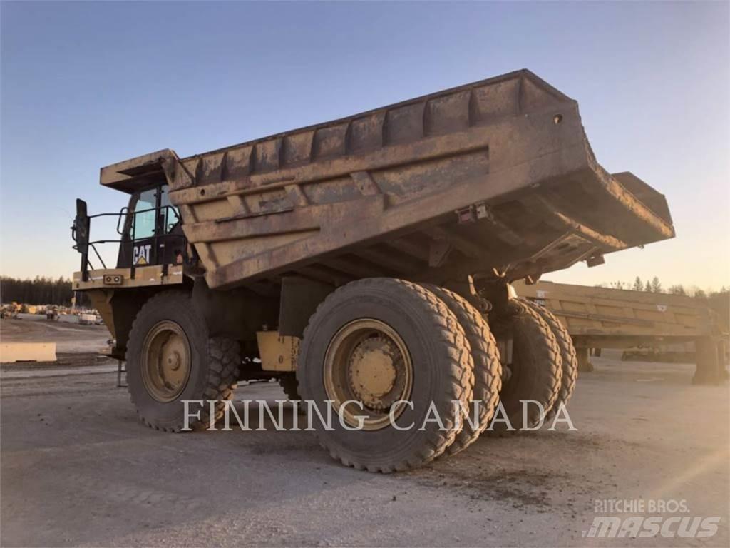 CAT 777F 铰接式自卸车