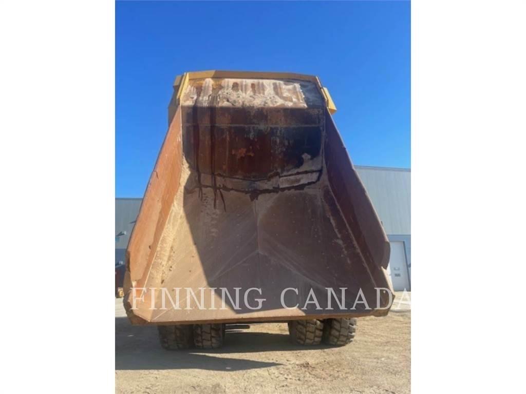 CAT 777F 铰接式自卸车