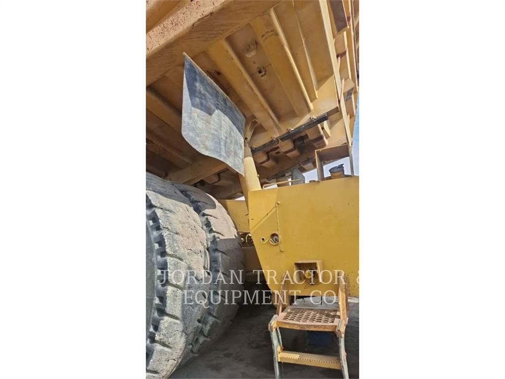 CAT 777F 铰接式自卸车
