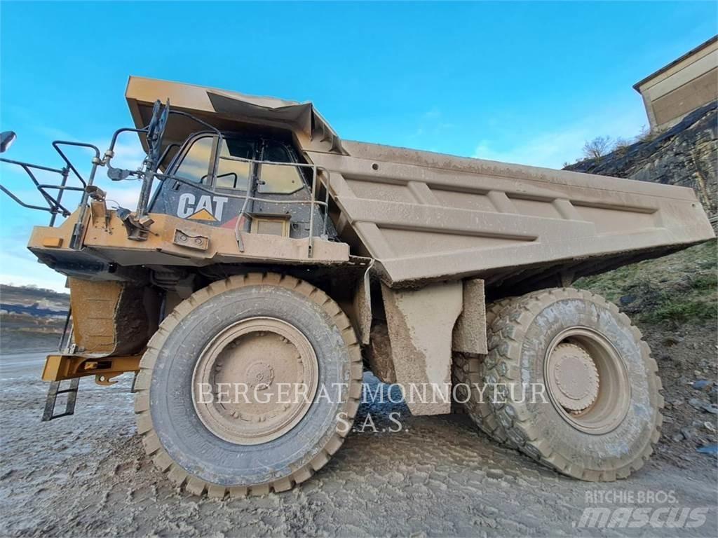 CAT 777G 铰接式自卸车