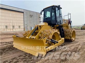 CAT 815 土壤压实机