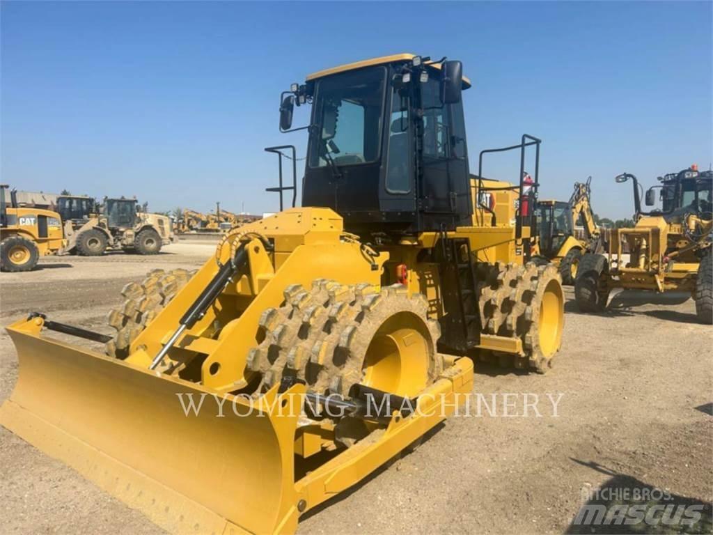 CAT 815 土壤压实机