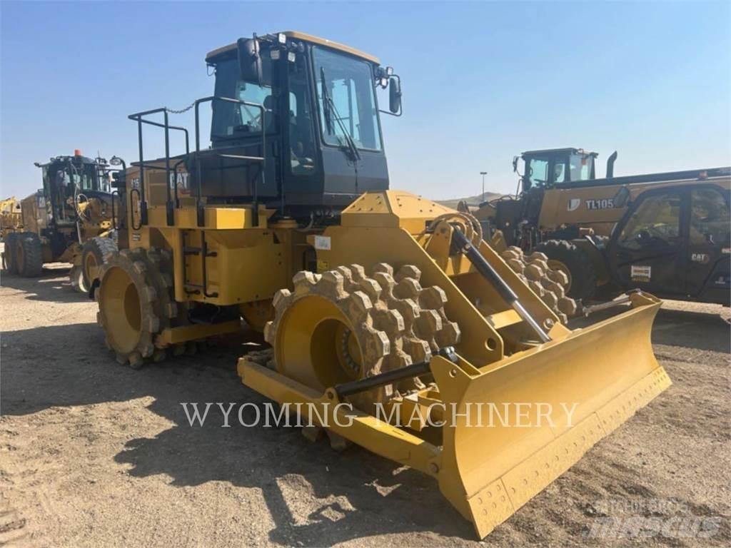 CAT 815 土壤压实机