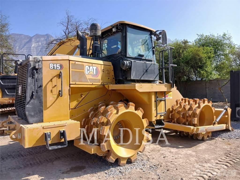 CAT 815 土壤压实机