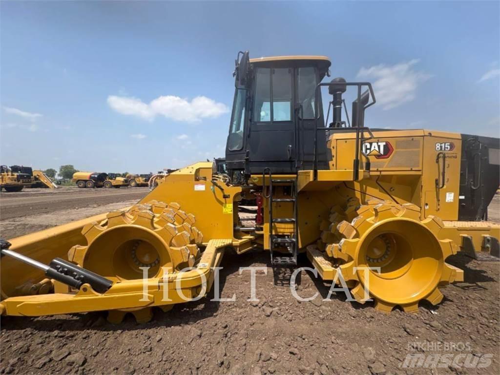 CAT 815 土壤压实机