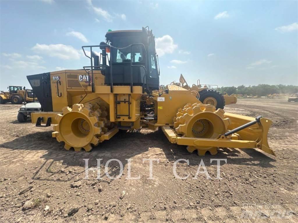 CAT 815 土壤压实机