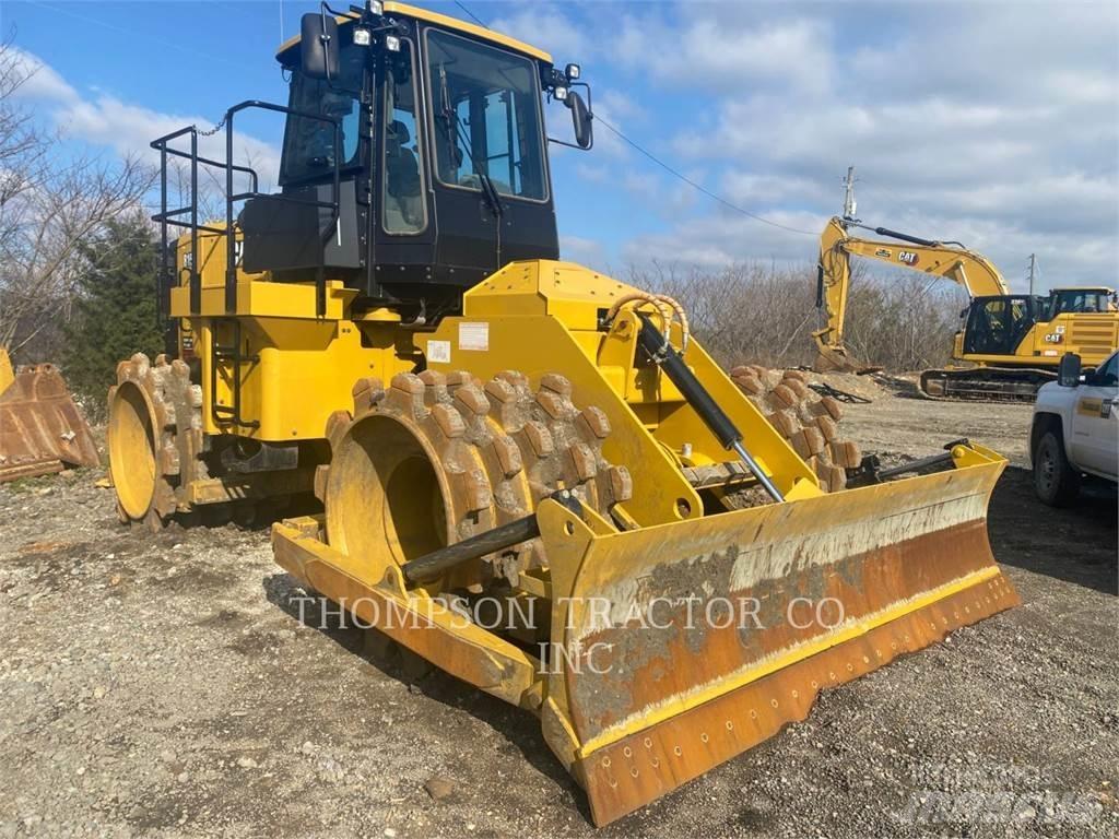 CAT 815 土壤压实机