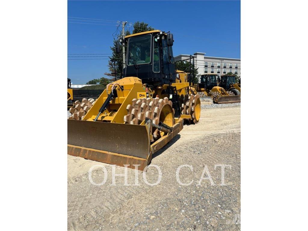 CAT 815 土壤压实机