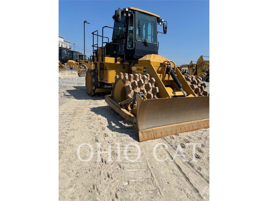 CAT 815 土壤压实机