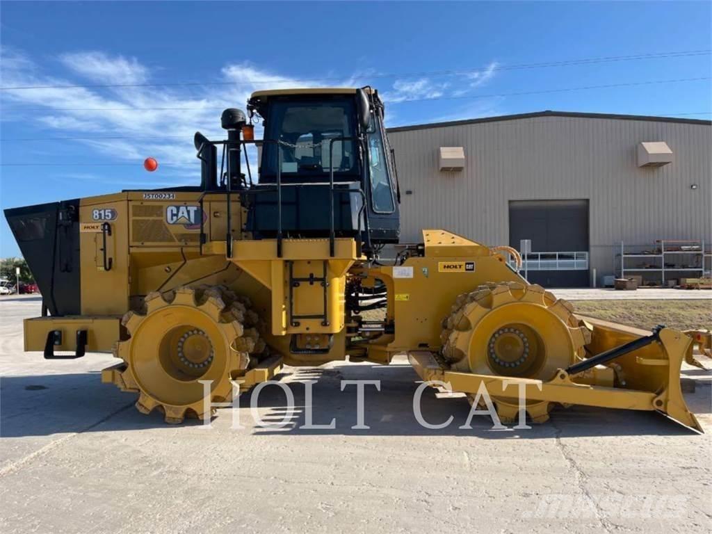 CAT 815 土壤压实机