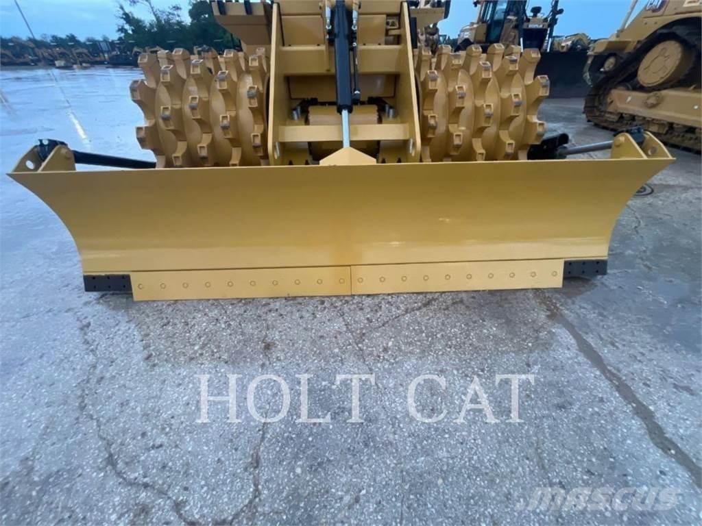 CAT 815 土壤压实机