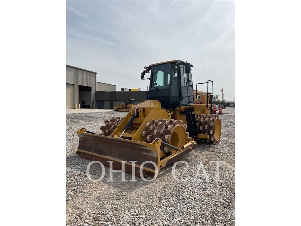 CAT 815 轮式推土机