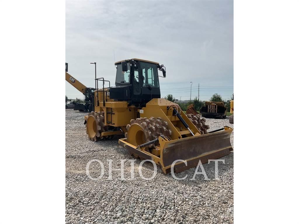 CAT 815 轮式推土机