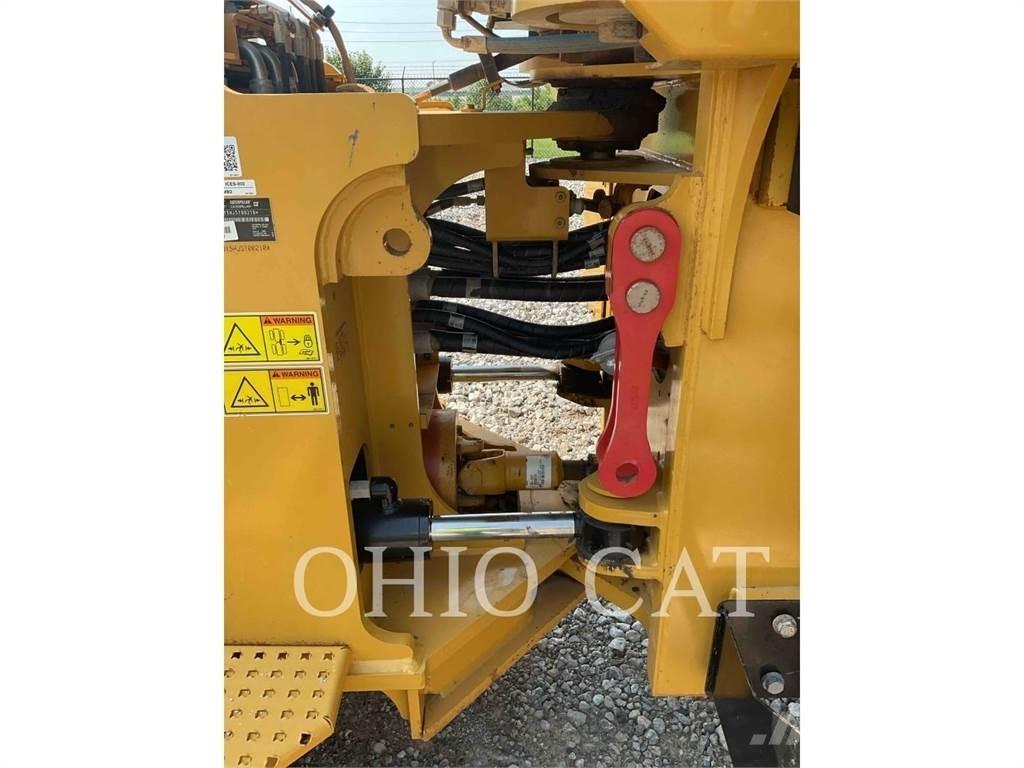 CAT 815 土壤压实机