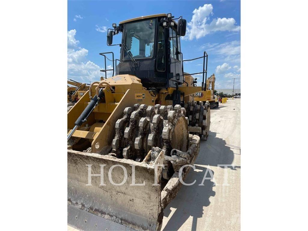 CAT 815 土壤压实机