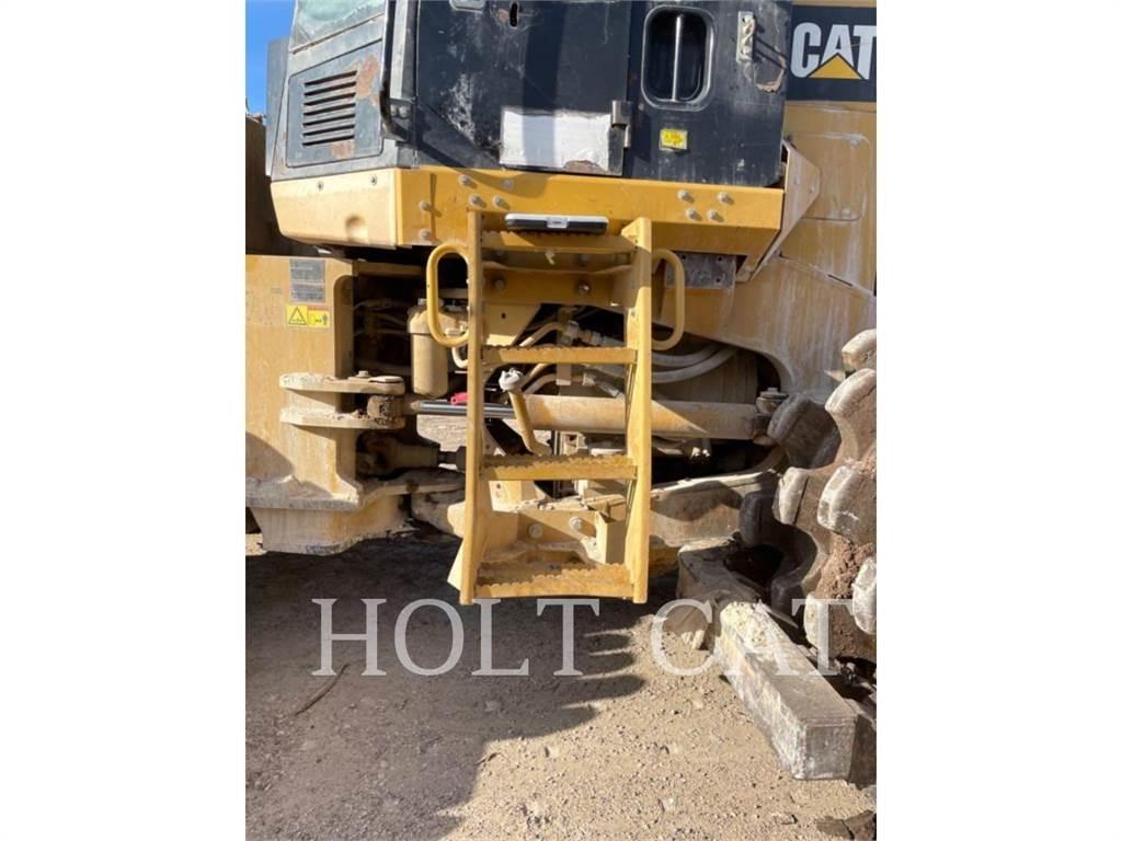 CAT 815F 土壤压实机