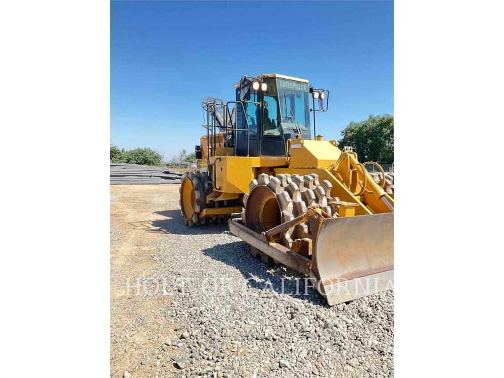 CAT 815F2 土壤压实机