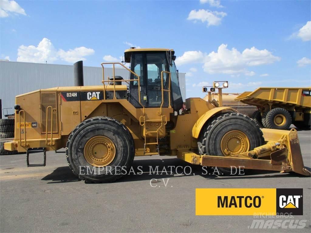 CAT 824H 轮式推土机